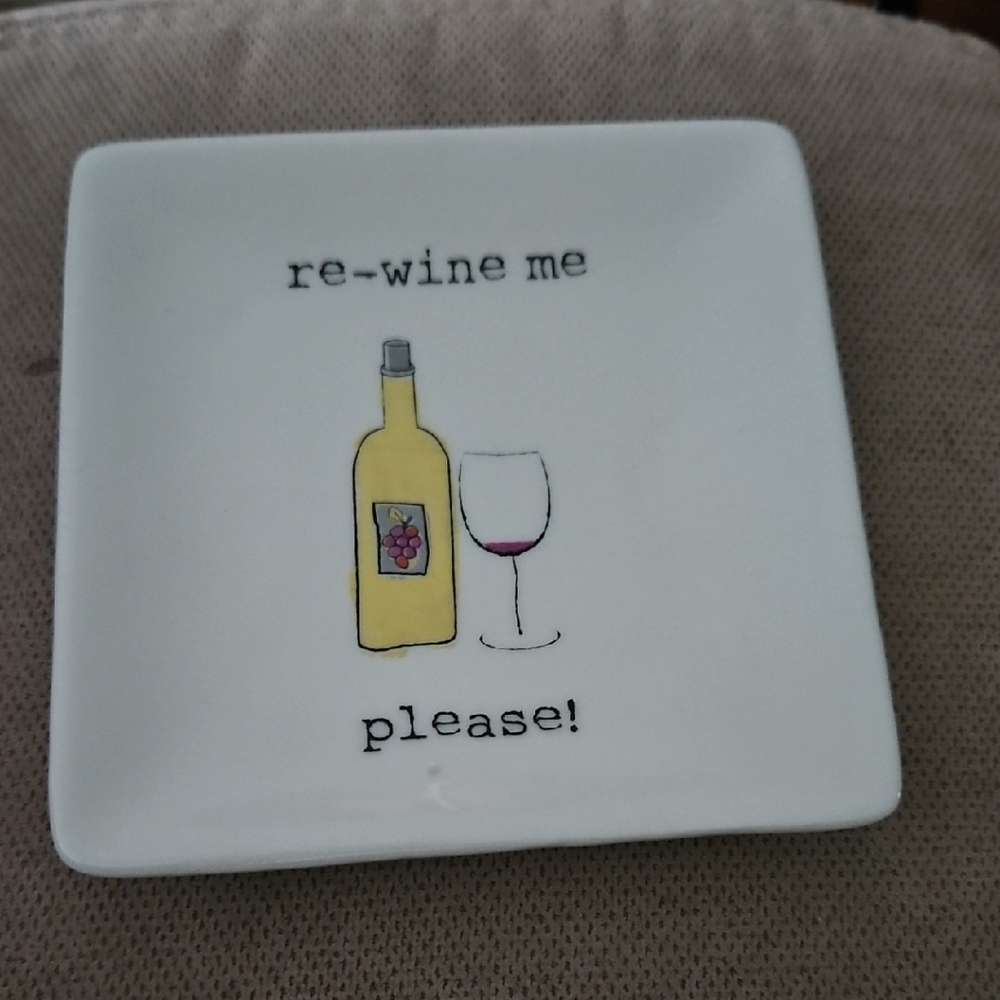 Wine-Themed Square Plate